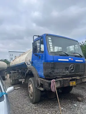 Car Forsale, No Engene and Gear Box Inside