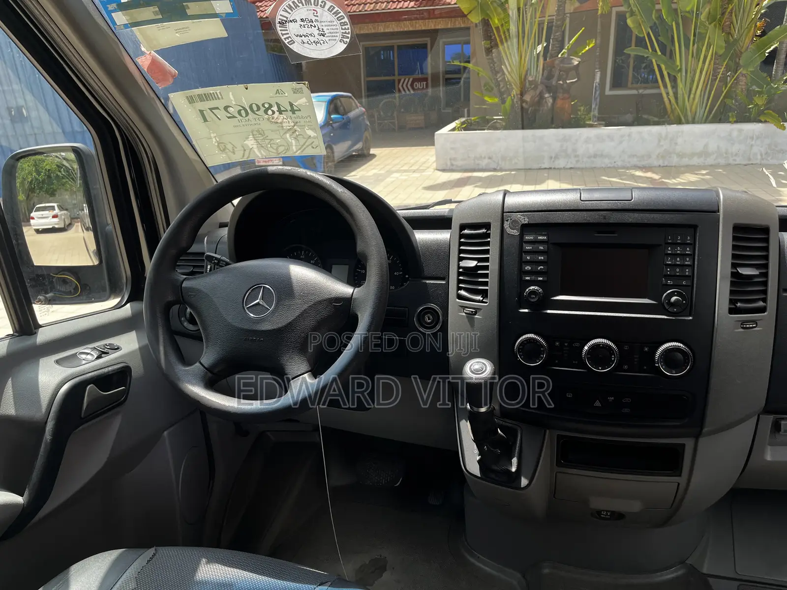 Mercedes-Benz Sprinter 2015 Black