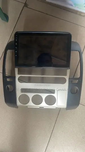 Nissan Pathfinder/Navara/Frontier 2010 Android Infotainment Upgrade Sc