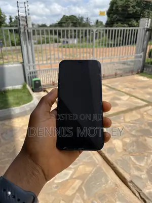 Apple iPhone 12 64 GB Black