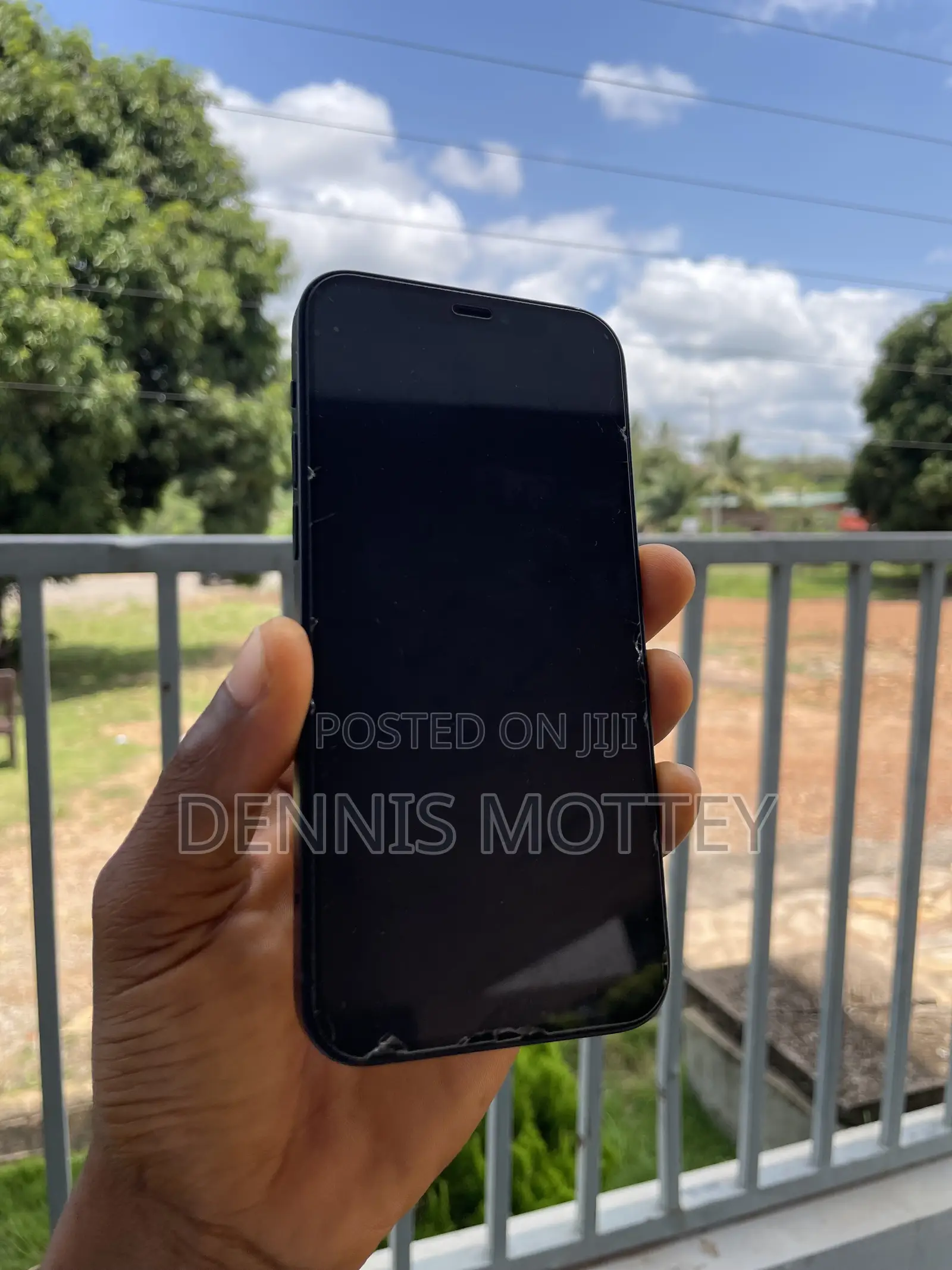 Apple iPhone 12 64 GB Black