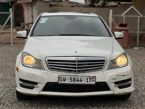 Mercedes-Benz C300 2012 White