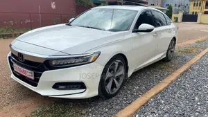 Honda Accord EX-L (2.0L 4cyl Turbo 10A) 2019 White