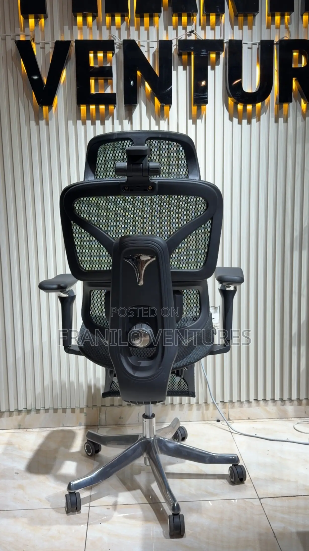 Ergonomic/ Executive Office Chair With Massage