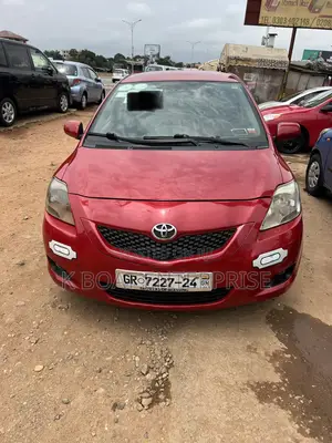 Toyota Yaris 2010 Red