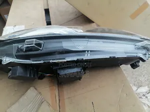 Mitsubishi Eclipse Cross 2017-2021 Headlights (R) Led