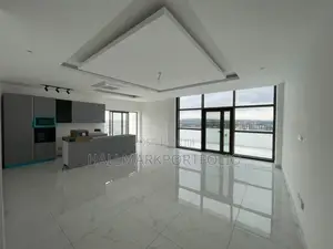 2bdrm Penthouse in Airport Residential for sale