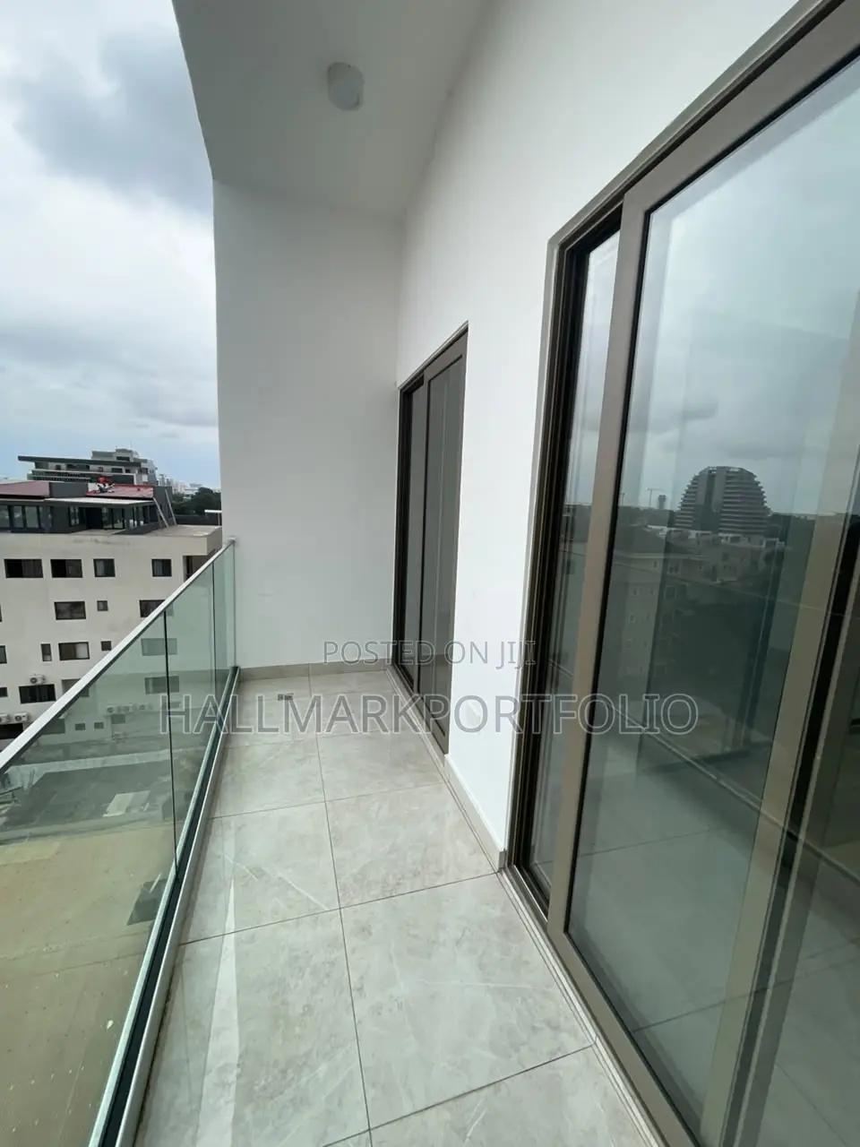 2bdrm Penthouse in Airport Residential for sale