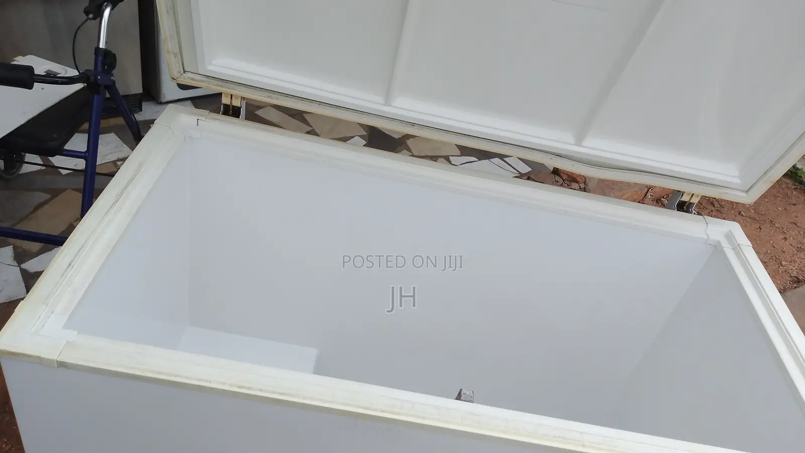 280 Litres American Chest Freezer
