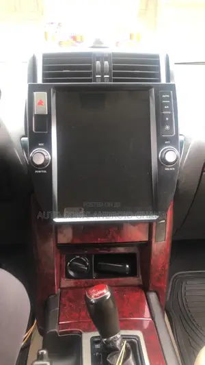 Toyota Land Cruiser Prado 2012 Tesla Android Infotainment Upgrade
