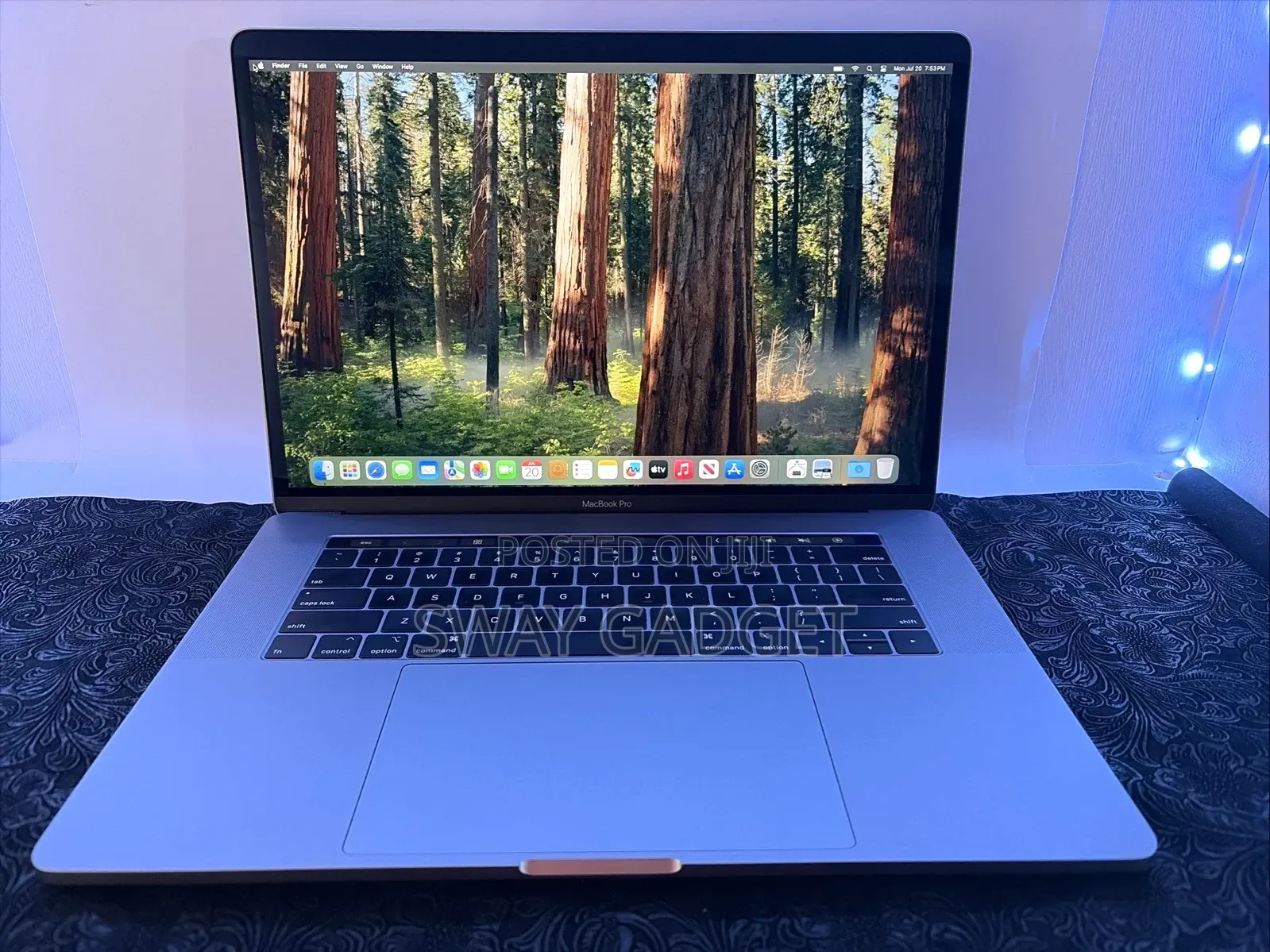 Laptop Apple MacBook Pro 2019 16GB Intel Core i9 SSD 500GB