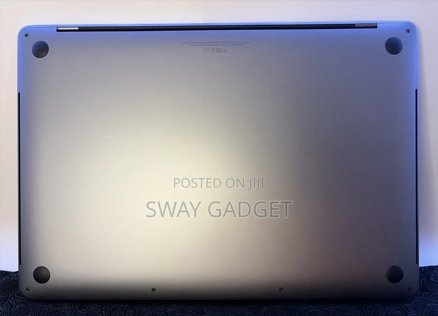 Laptop Apple MacBook Pro 2019 16GB Intel Core i9 SSD 500GB