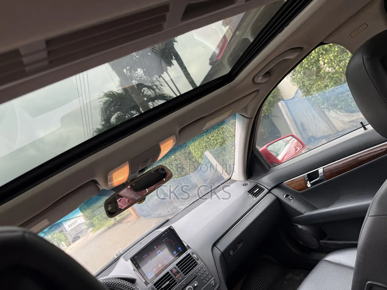 Mercedes-Benz C300 2010 Red