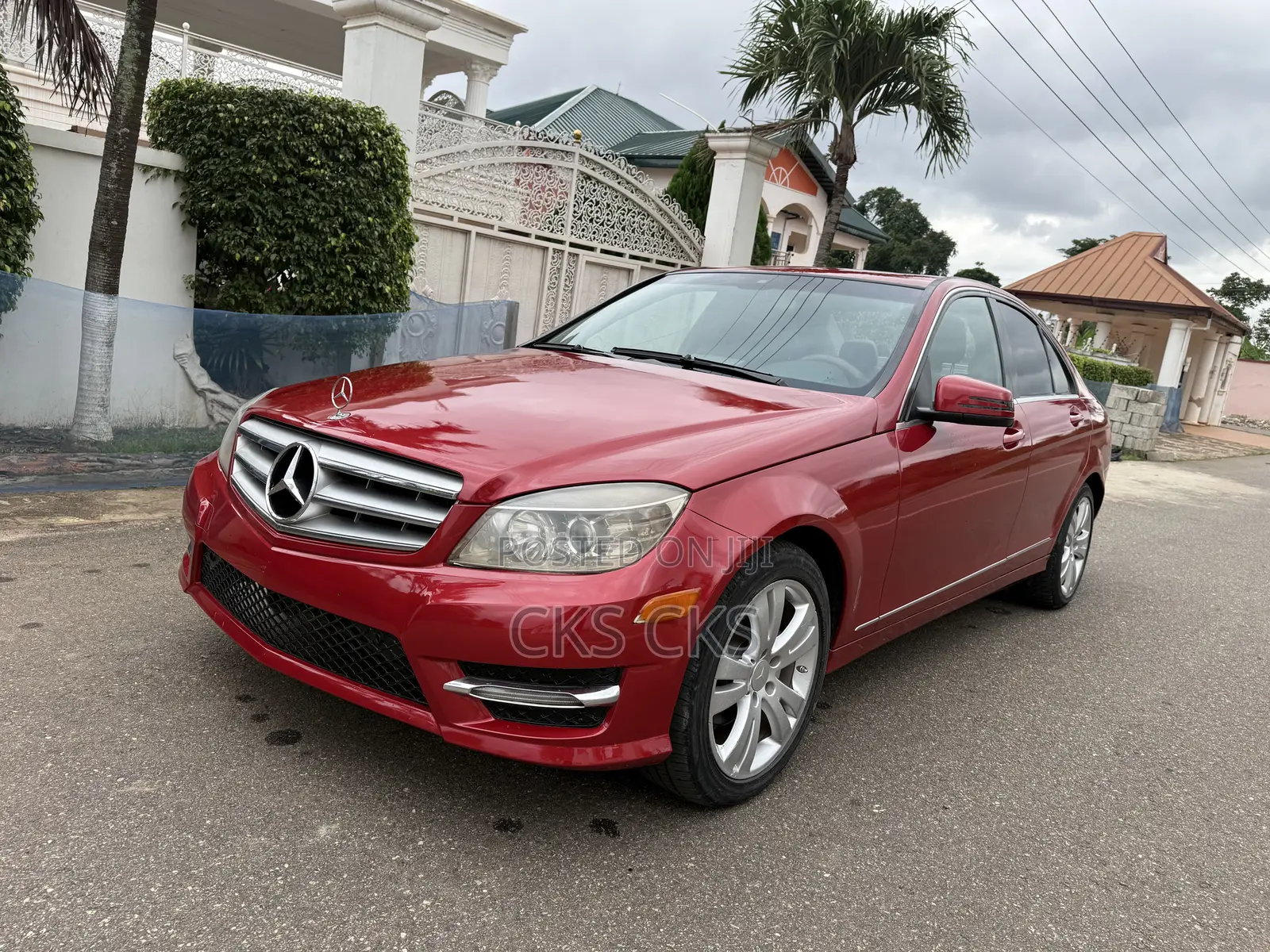 Mercedes-Benz C300 2010 Red