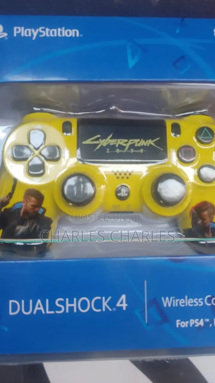 PS 4 Game Pad