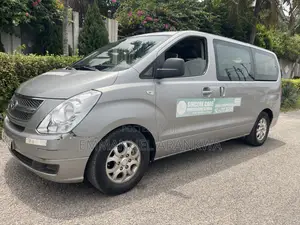 Hyundai H1 2016 Silver