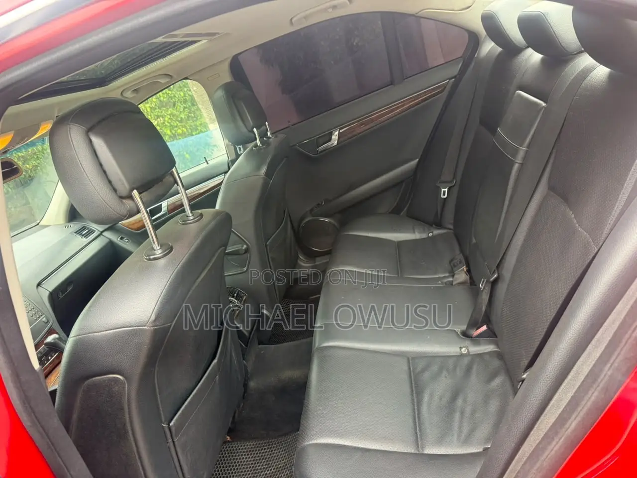 Mercedes-Benz C300 2010 Red
