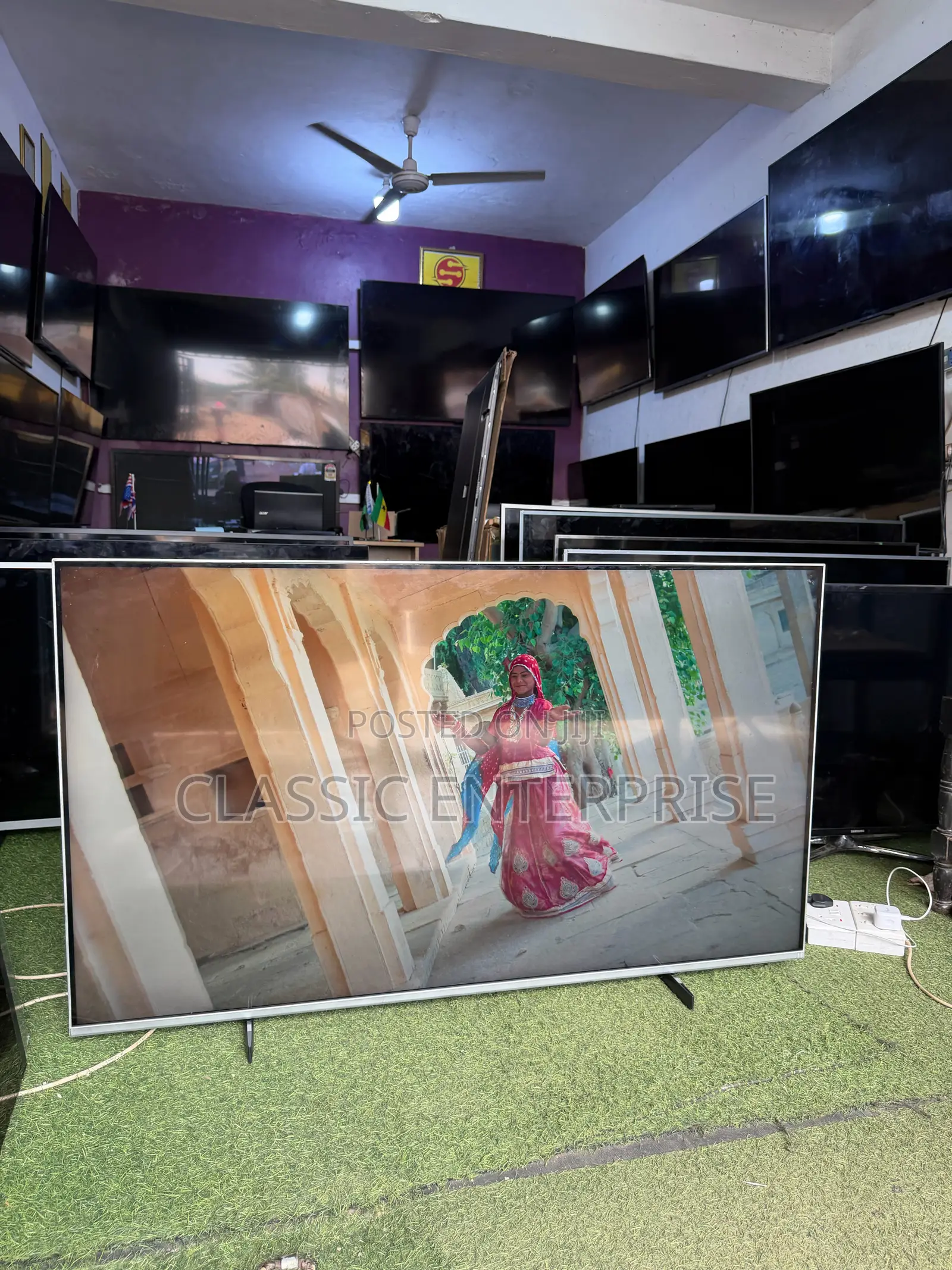 Philips 55 Inches 2024/2025 Model Premium Uhd Graphics TV
