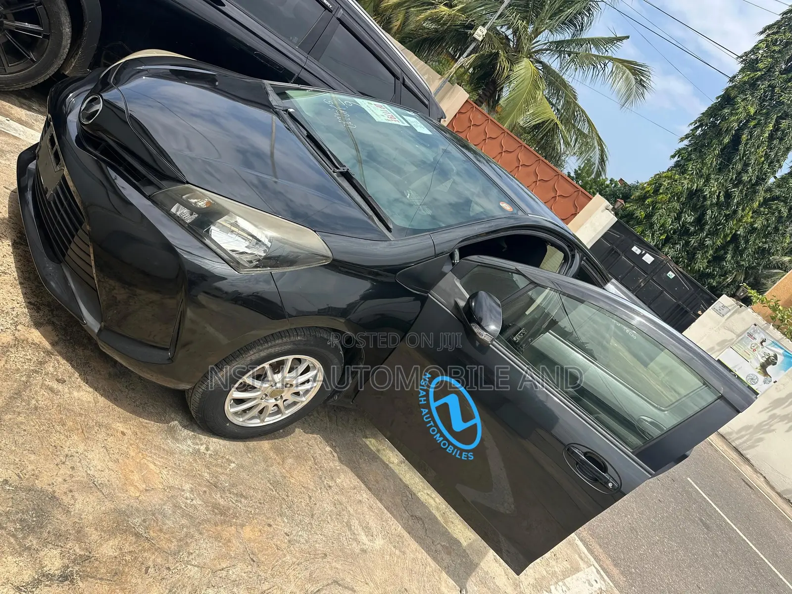 Toyota Vitz 2014 Black