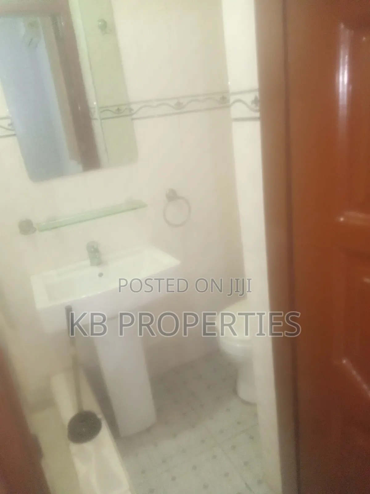 2bdrm Apartment in Kb Properties, Baatsona Total for rent