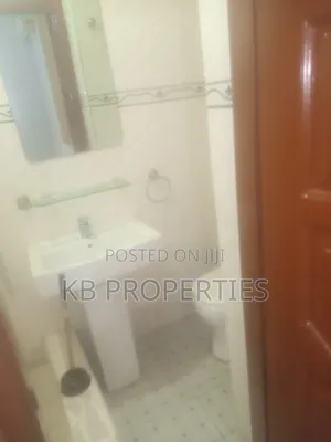 2bdrm Apartment in Kb Properties, Baatsona Total for rent