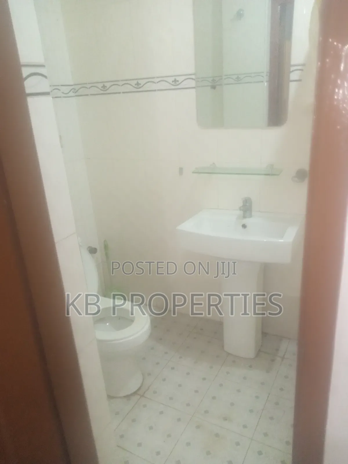 2bdrm Apartment in Kb Properties, Baatsona Total for rent