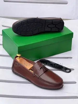 TODs Black Leather Loafer