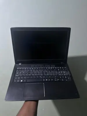 Laptop Acer Aspire E5-575G 8GB Intel Core i7 HDD 500GB