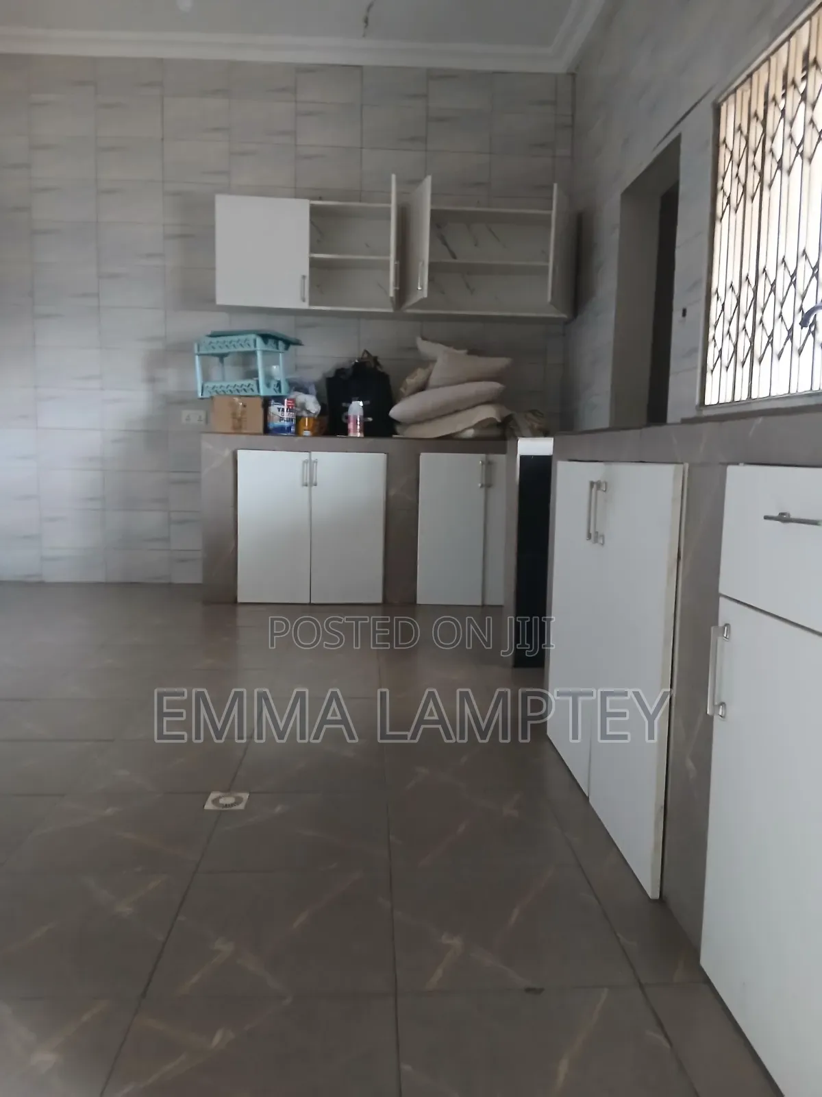 3bdrm Apartment in Emma Real Estate, Abeka for rent