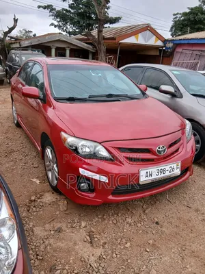 Toyota Corolla 2013 Red