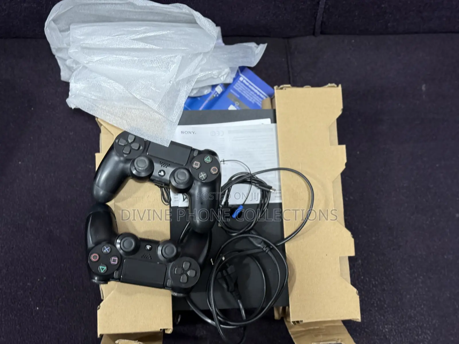 PS4 Slim Jailbreak in Box With Current Games
