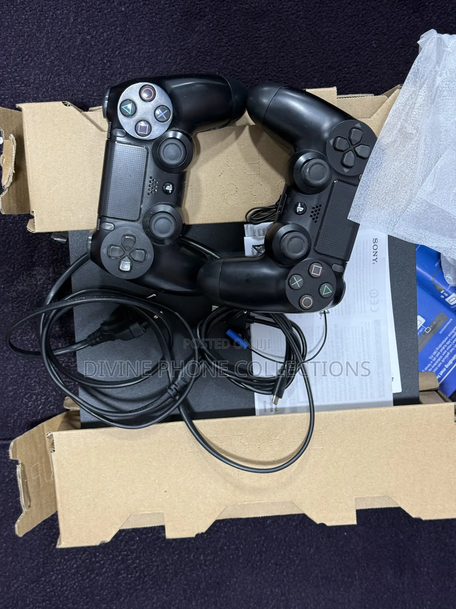 PS4 Slim Jailbreak in Box With Current Games