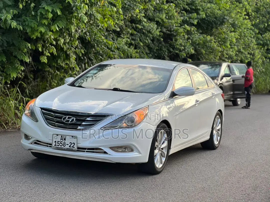Hyundai Sonata 2012 White