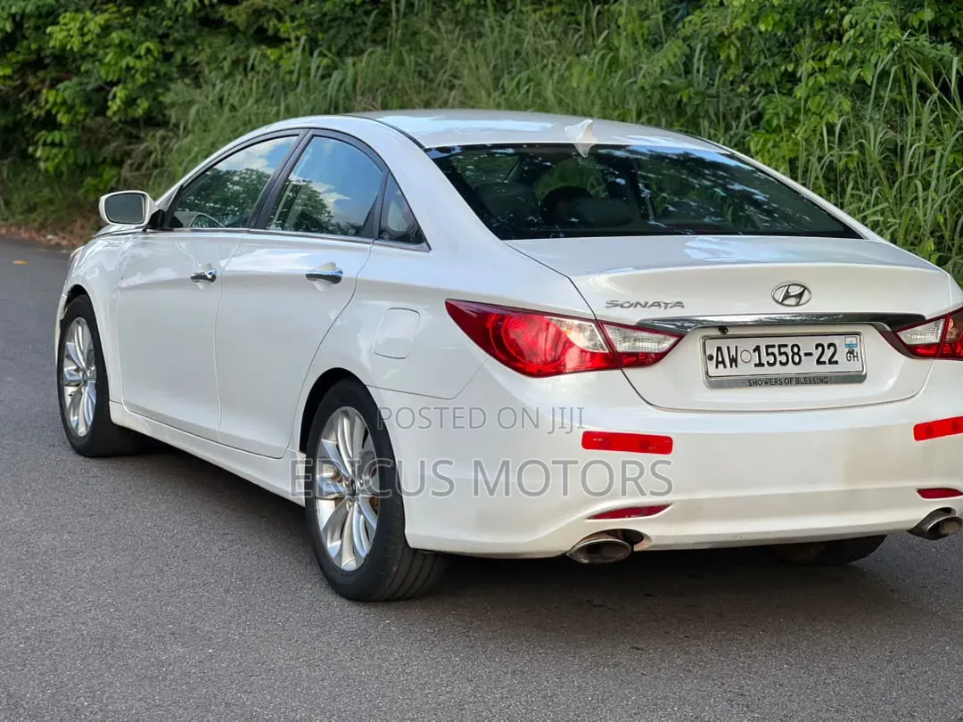Hyundai Sonata 2012 White