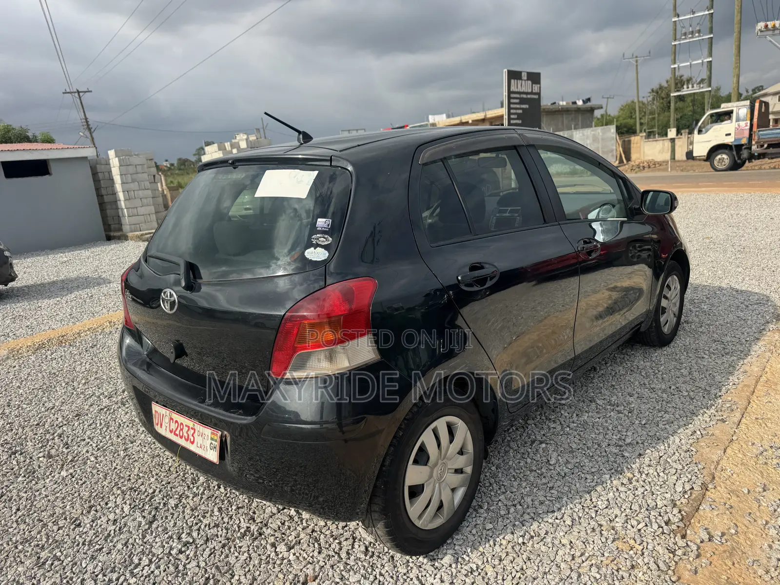 Toyota Vitz 2010 Black