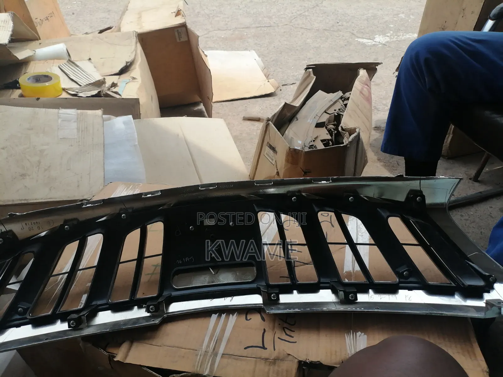 Mitsubishi L200 Triton 2015-2019 Front Grille