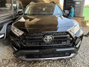 Toyota RAV4 2021 Black