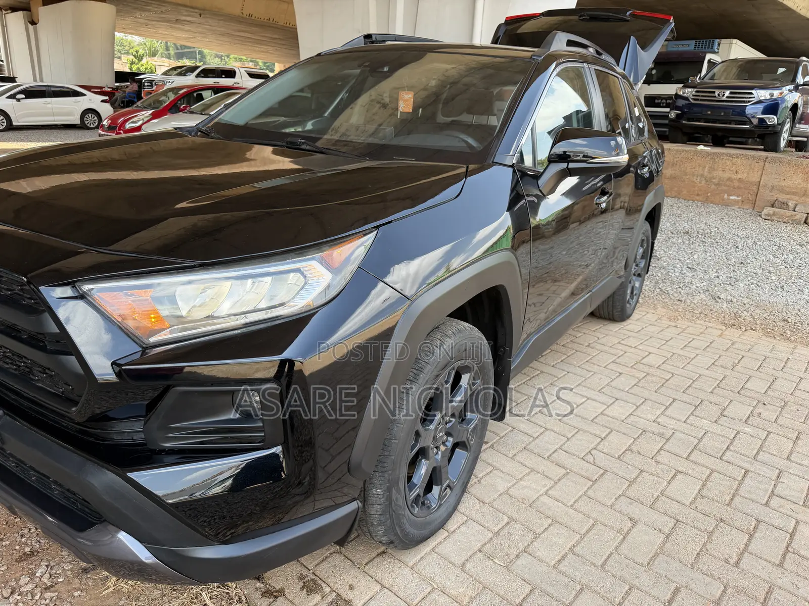 Toyota RAV4 2021 Black