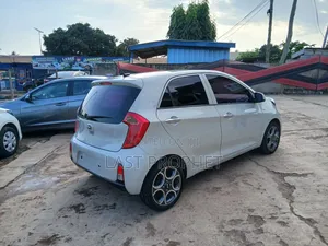 Kia Morning 2016 Off white