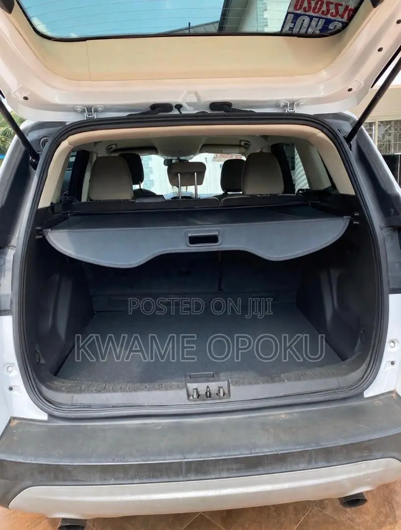 Ford Escape SE 4x4 2019 White