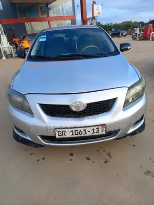 Toyota Corolla 2010 Silver