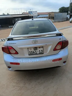 Toyota Corolla 2010 Silver