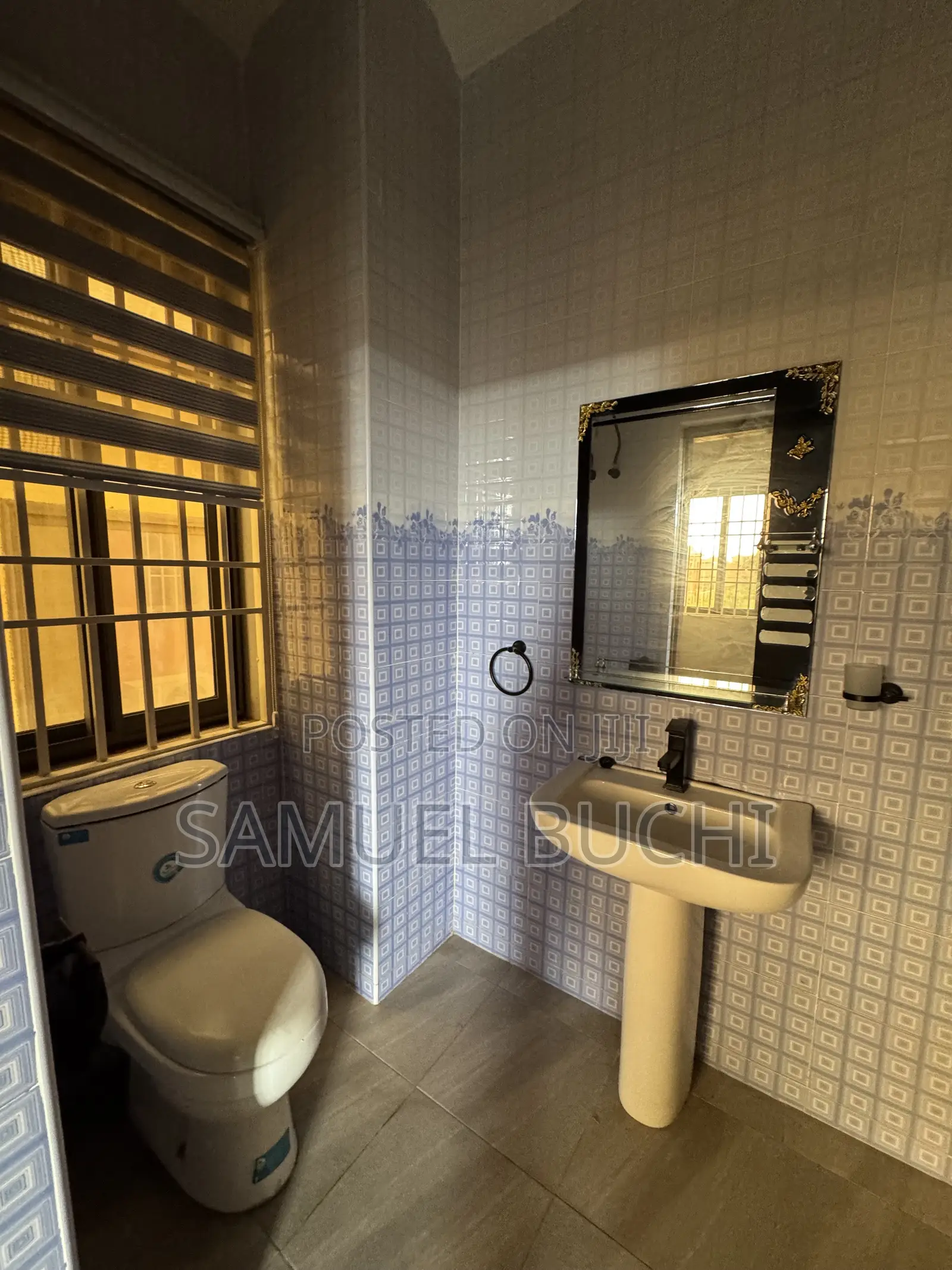 2bdrm Apartment in D-Psalmist Consult, North Legon for rent