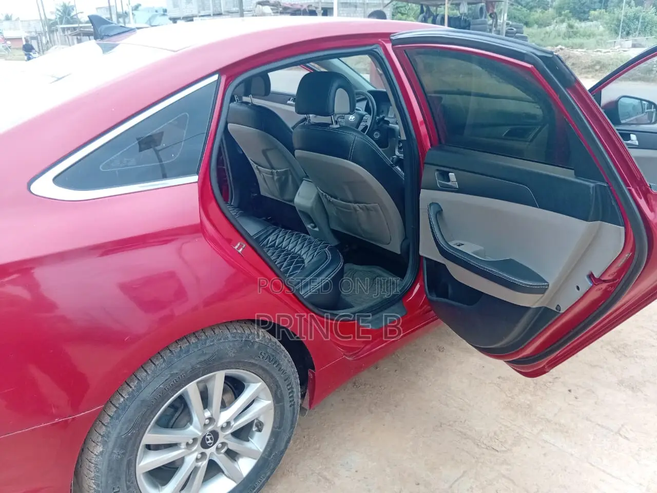 Hyundai Sonata Base Sedan FWD (2.4L 4cyl 6A) 2016 Red