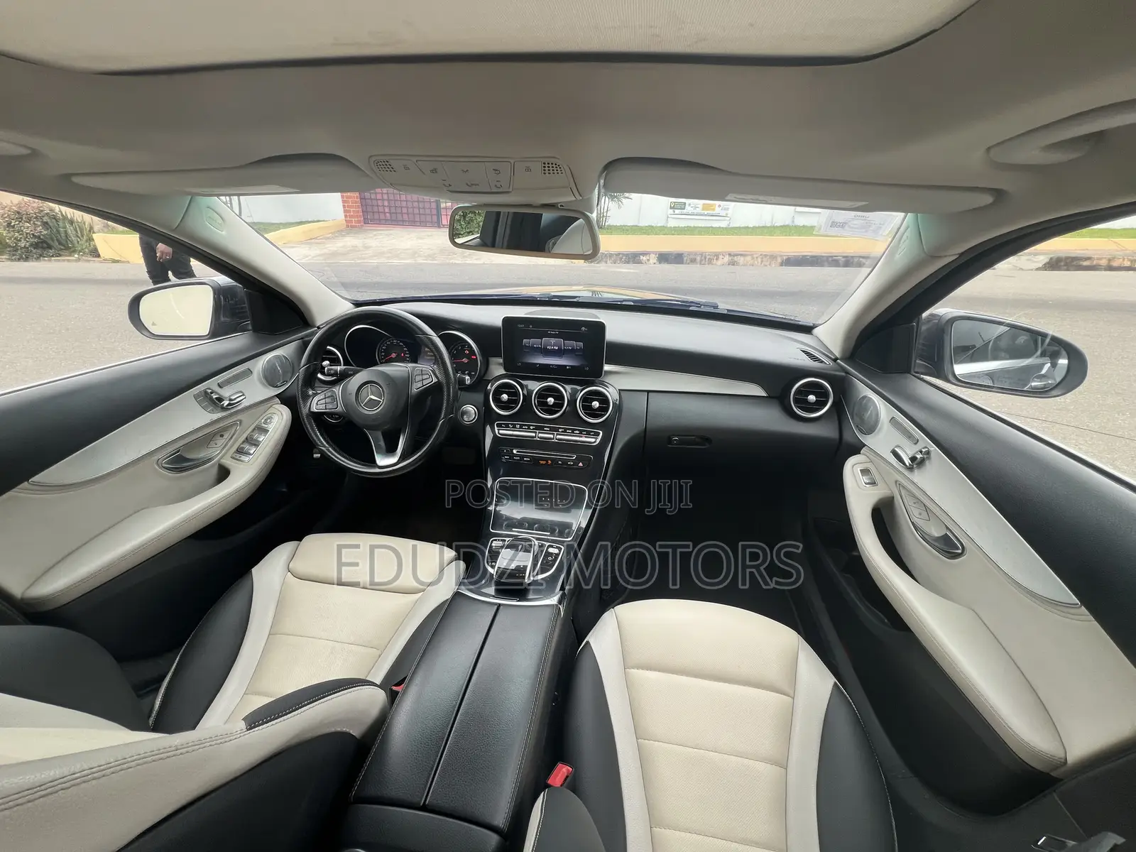 Mercedes-Benz C300 Sport 4Matic Sedan AWD (2.0L 4cyll 7A) 2016 Gray