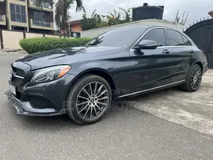 Mercedes-Benz C300 Sport 4Matic Sedan AWD (2.0L 4cyll 7A) 2016 Gray