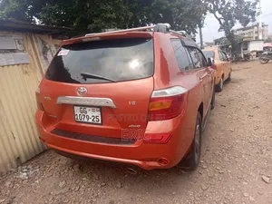 Toyota Highlander 2009 Orange