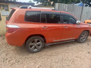 Toyota Highlander 2009 Orange