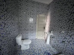 1bdrm Apartment in Adenta Commandos for rent