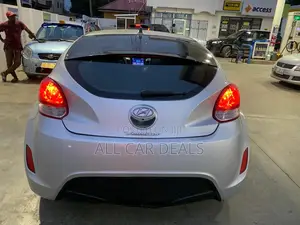 Hyundai Veloster 2015